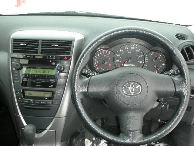 2004 Toyota Caldina
