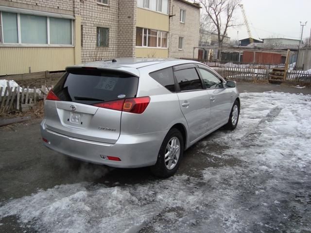 2004 Toyota Caldina