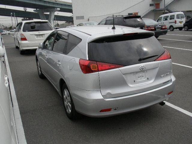 2004 Toyota Caldina