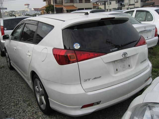 2004 Toyota Caldina