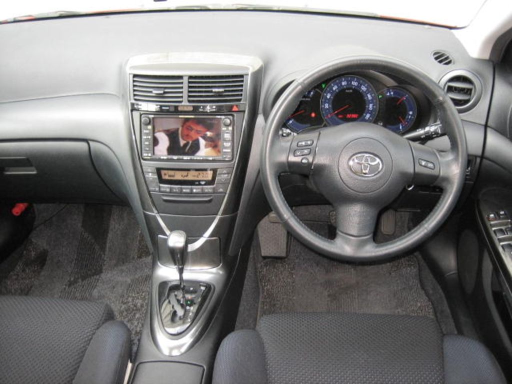 2004 Toyota Caldina