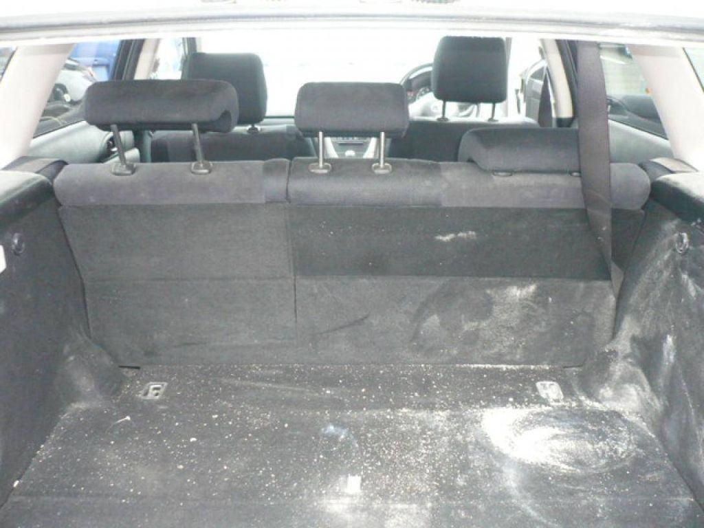 2004 Toyota Caldina