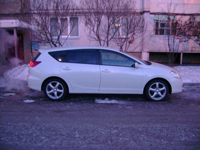 2004 Toyota Caldina