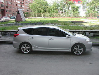 2004 Toyota Caldina Pictures