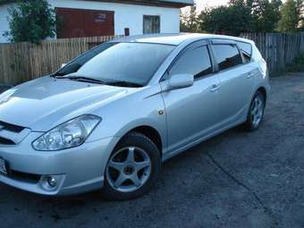 2004 Toyota Caldina Pics