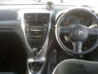 2004 Toyota Caldina Pictures