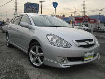 2004 Toyota Caldina Photos