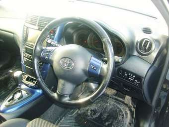 2004 Toyota Caldina Pictures