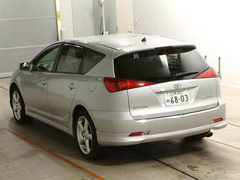 2004 Toyota Caldina Pictures
