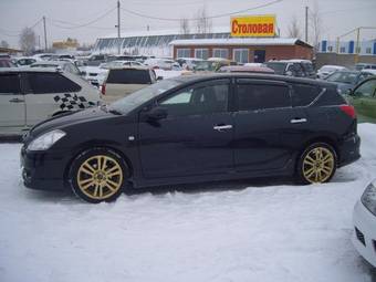 2004 Toyota Caldina Photos