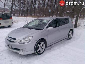 2004 Toyota Caldina Photos