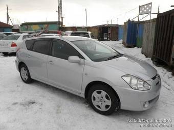 2004 Toyota Caldina Pictures