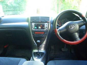 2004 Toyota Caldina Photos