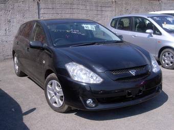 2004 Toyota Caldina Photos