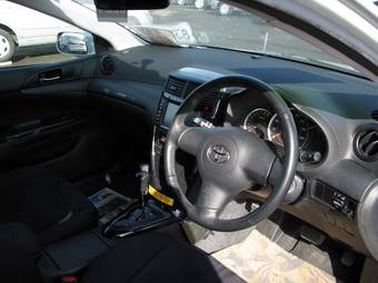 2004 Toyota Caldina Pictures