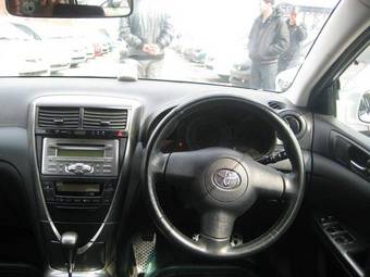 2004 Toyota Caldina Pics