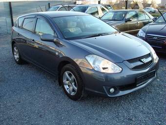 2004 Toyota Caldina Pics