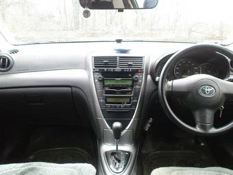 2004 Toyota Caldina Pics