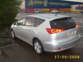 2004 Toyota Caldina Pics