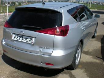 2004 Toyota Caldina Photos
