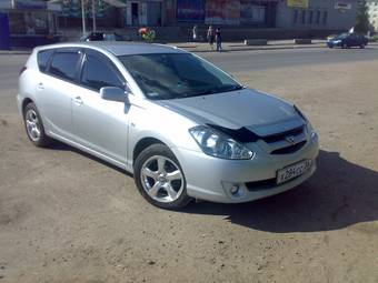 2004 Toyota Caldina Photos
