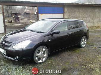 2004 Toyota Caldina Photos