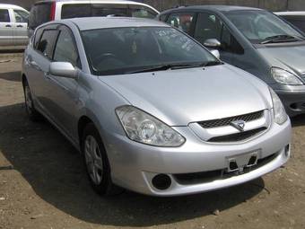 2004 Toyota Caldina Pictures
