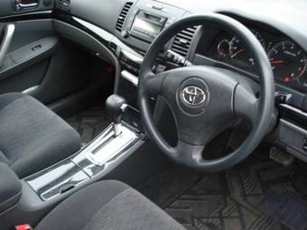 2004 Toyota Caldina Photos