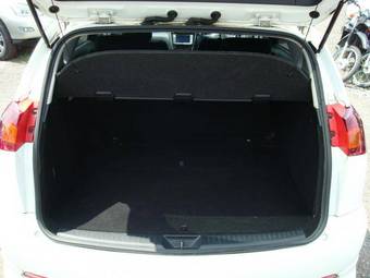 2004 Toyota Caldina Pictures