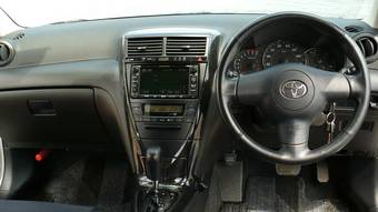 2004 Toyota Caldina Photos