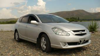 2004 Toyota Caldina For Sale
