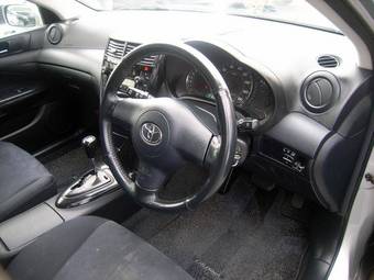 2004 Toyota Caldina Pictures