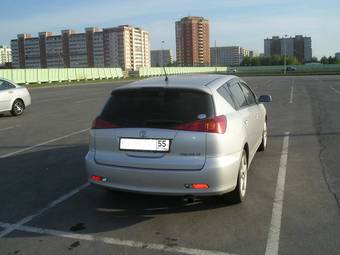 2004 Toyota Caldina Pictures
