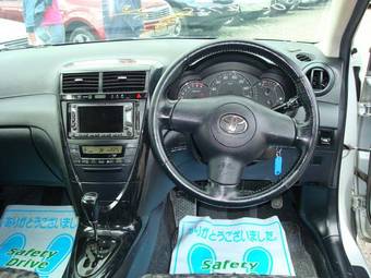 2004 Toyota Caldina Pics