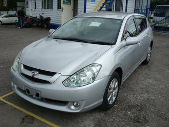 2004 Toyota Caldina Photos