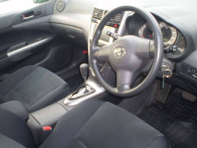 2005 Toyota Caldina