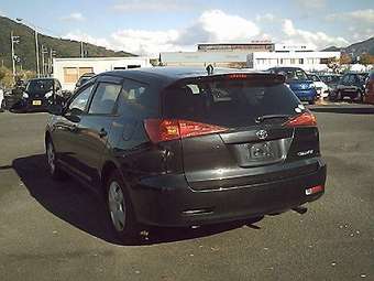 2005 Toyota Caldina Photos