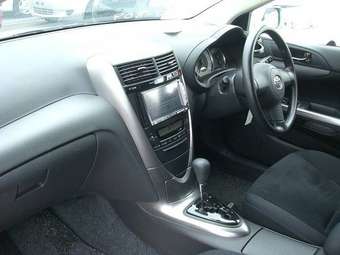 2005 Toyota Caldina Photos