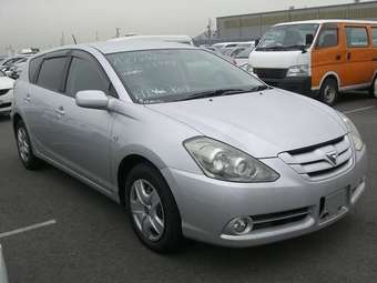 2005 Toyota Caldina Pictures