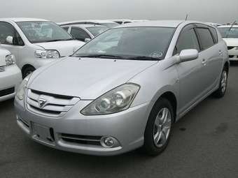 2005 Toyota Caldina Photos