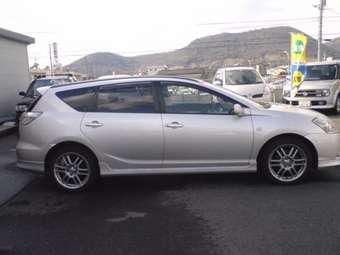 2005 Toyota Caldina Photos
