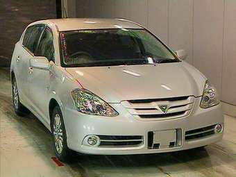 2005 Toyota Caldina Photos