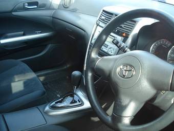 2005 Toyota Caldina Pictures