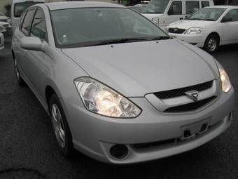 2005 Toyota Caldina Photos