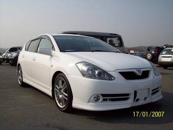 2005 Toyota Caldina Pictures