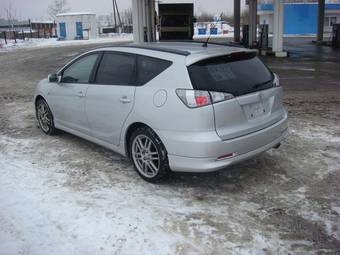 2005 Toyota Caldina Photos