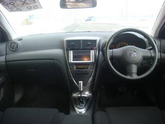 2005 Toyota Caldina Photos