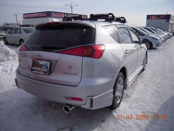 2005 Toyota Caldina Photos