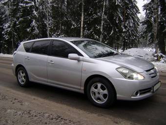 2005 Toyota Caldina Pictures
