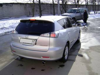 2005 Toyota Caldina Pics